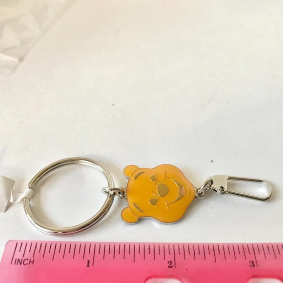 Vintage Disney Winnie The Pooh Zipper Pull Keychain Purse Charm Disneyana - Picture 6 of 6